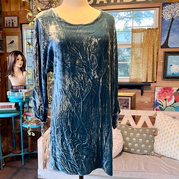 Pat Dahnke Series ‘Romantic Western Wear’ - Picture 6 of 12